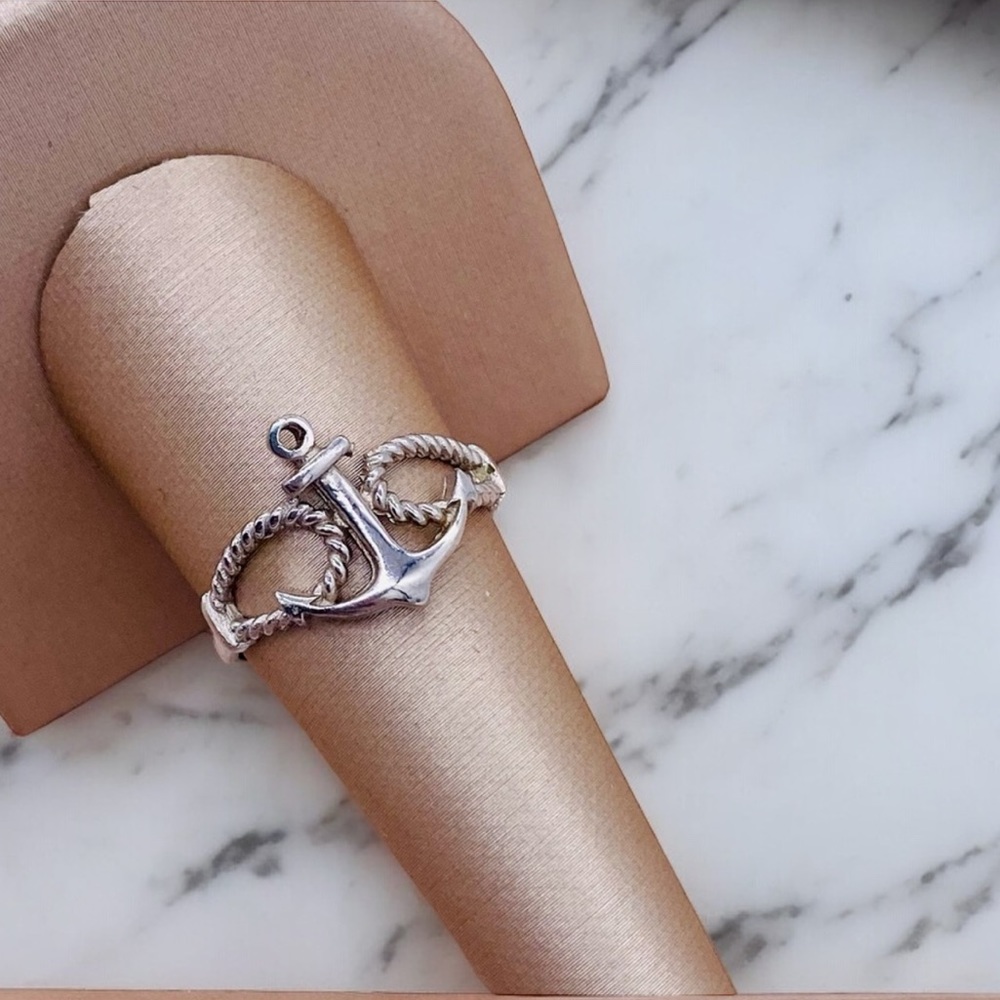 925 Sterling Silver Anchor Ring - EUC